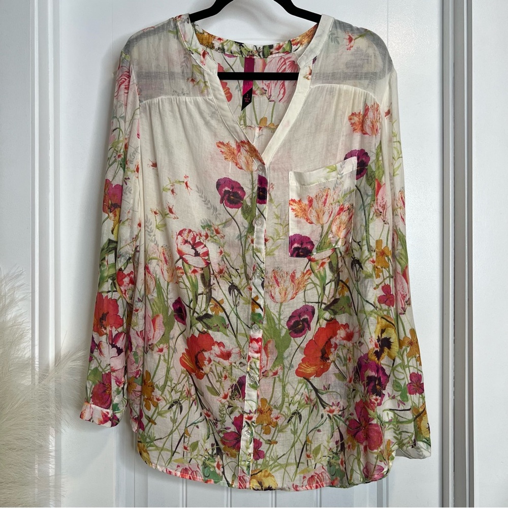 Target Pure Energy Semi-Sheer Cream Color Floral Roll Sleeve Blouse. Size 2.
